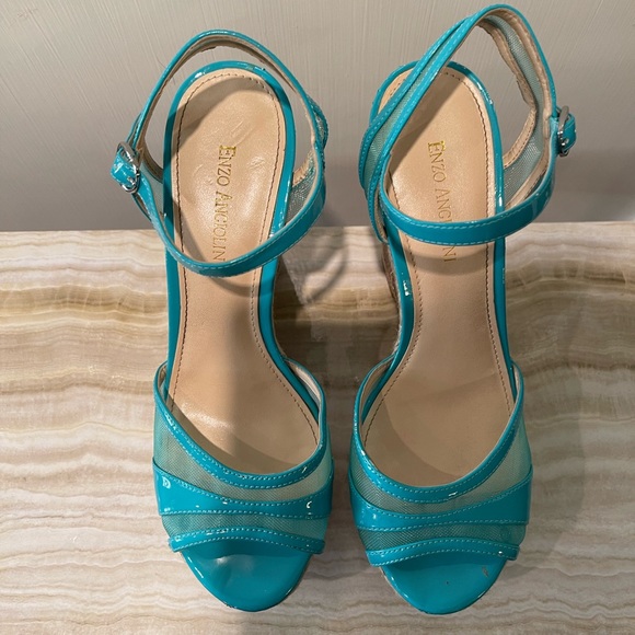 Blue Enzo Angiolini size 8 Wedge - Picture 2 of 2